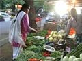 After the big idli hit, Jayalalithaa offers veggies, mineral water