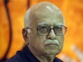 LK Advani advises Omar Abdullah against using offensive language
