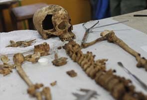 60 mummies found in 1,000-year-old tomb in Peru