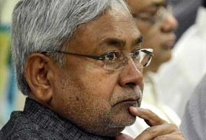 Nitish Kumar leaning towards BJP break-up, asks MLAs not to travel