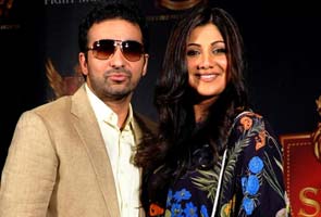 Raj Kundra sends bouquet of apologies to Shilpa Shetty on birthday