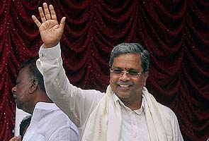 Karnataka Chief Minister Siddaramaiah felicitated in Andhra Pradesh