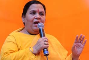 Fear of flying kept me from Goa, writes Uma Bharti