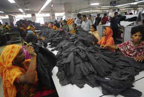 'Mass hysteria' hits Bangladesh garment workers