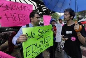 Ecuador's backing for Edward Snowden spurs criticism of media law