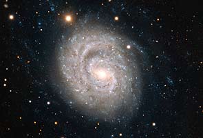 Lightweight galaxy is the smallest ever found