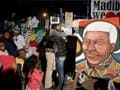 Nelson Mandela on life support, President Jacob Zuma cancels foreign trip