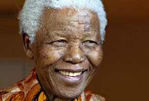 Nelson Mandela's condition remains 'serious but stable'