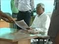 The morning after the big break-up, Nitish Kumar holds usual Monday darbar