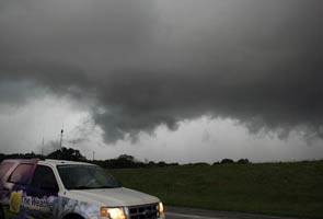 Tornado touches down near Oklahoma City, emergency declared