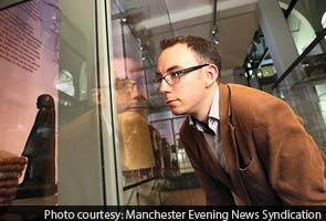 Ancient Egyptian statue in UK museum moves on its own