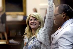 A 12-hour marathon filibuster thwarts Texas abortion bill A 12-hour marathon filibuster thwarts Texas abortion bill