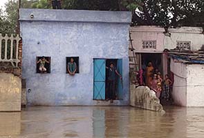 Yamuna flowing above danger level in Delhi, flood prone areas being evacuated