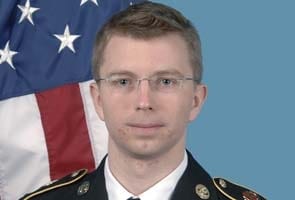 WikiLeaks trial: Judge won't dismiss serious charge in US soldier Bradley Manning case
