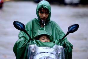 Hundreds homeless as torrential rains hit Korean peninsula