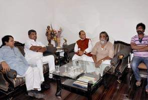 Congress and JMM hold talks on government formation in Jharkhand 