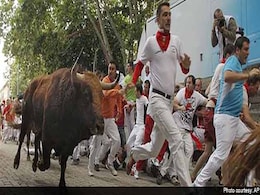 Spain's Pamplona bull run ends in stampede, several people hurt Spain's Pamplona bull run ends in stampede, several people hurt