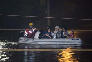 Toronto rainstorm leaves city flooded, 300,000 without power