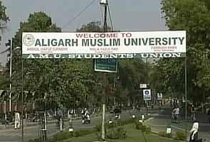 Aligarh Muslim University Girl Sex - Aligarh Muslim University withdraws salwaar-kameez-only dress code