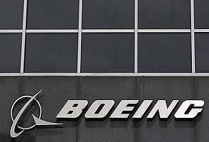 Boeing plane makes emergency landing in US