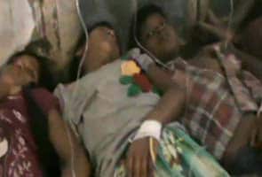 16 children die after eating mid-day meal in Bihar school