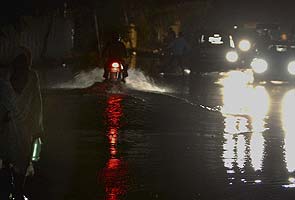 Sunny morning in Delhi, rains expected