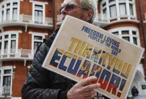 WikiLeaks founder Julian Assange says Edward Snowden info will keep getting published