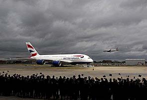 Fire on Boeing Dreamliner at Heathrow forces another to fly back to UK airport