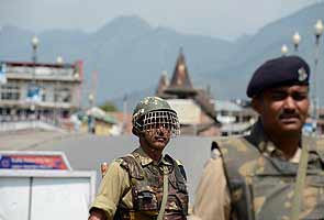 Curfew remains in force in Kashmir Valley for the second day