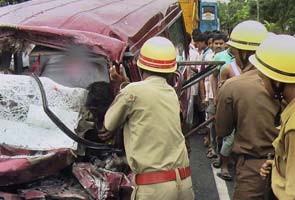 Seven policemen killed in West Bengal road accident