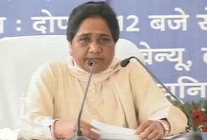 Now Mayawati attacks Narendra Modi, says not fit to 'occupy top post'