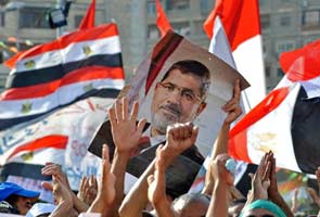 Mohamed Morsi supporters renew call for more protests in Egypt