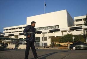 Pakistan, International Monetary Fund agree to $5.3 billion bailout