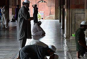 Ramadan begins in Kashmir amid prayer and penance