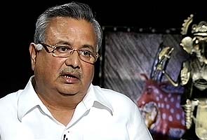 Congress says Chhattisgarh Chief Minister Raman Singh took bribe, releases CD