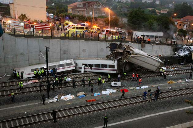 Spain train crash: Probe of derailment focuses on speed