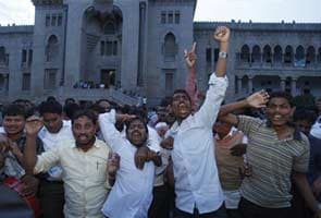 The Hyderabad tangle: Telangana supporters seek clarity