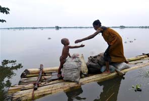 Assam flood displaces 94 families