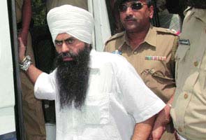 Supreme Court dismisses Devinderpal Singh Bhullar's review plea on death sentence