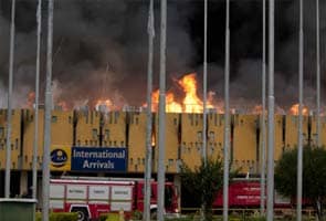 Kenya airport fire: Slow return of international flights 