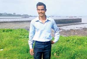 Mumbai cop jumps into sea to rescue suicidal woman