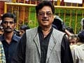 Shatrughan Sinha asked by BJP not to speak against Narendra Modi or praise Nitish Kumar: sources