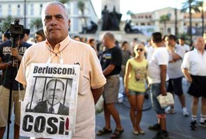 Silvio Berlusconi gets four year prison sentence for tax fraud