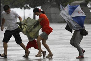 Typhoon strikes south China after killing six in Philippines