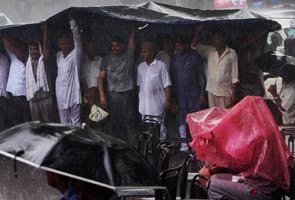 Rainy Sunday for some in Delhi, sultry for others