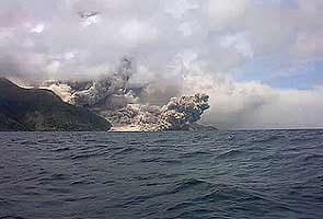 Hundreds evacuated after Indonesia volcano Mount Rokatenda erupts