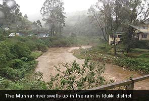 Rains, landslides kill 13 in Kerala; Kochi airport closed