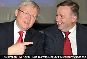 Australian elections: Economy focus of first debate between Kevin Rudd, Tony Abbott