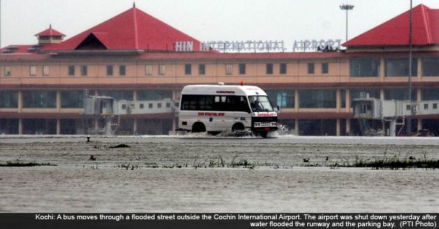Kerala rains: flights resume at Kochi airport after over 24 hours Kerala rains: flights resume at Kochi airport after over 24 hours