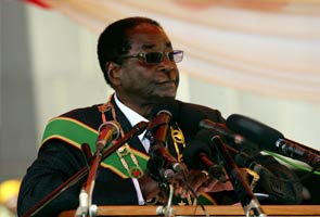 Robert Mugabe sworn in for five more years as Zimbabwe's president